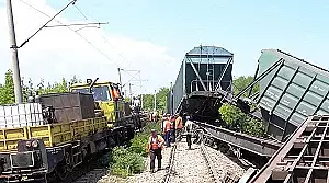 vagoanele-cu-cereale-din-ucraina-sunt-blocate-linia-ferata-din-romania-avariata-dupa-ce-un-tren-a-deraiat.webp