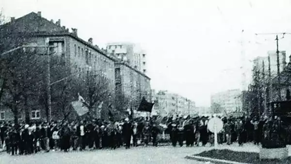 15 noiembrie 1987 - 35 de ani de la Revolta anticomunista de la Brasov