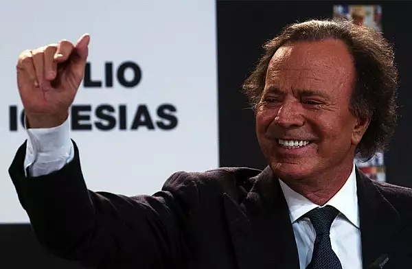 23 septembrie, ziua in care s-au nascut Sofia Vicoveanca si Julio Iglesias