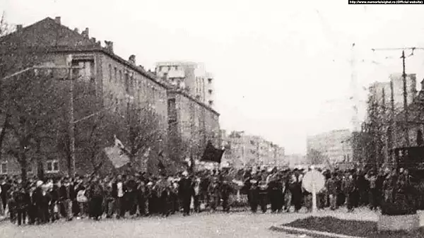 35 de ani de la revolta din Brasov. Cum s-au desfasurat primele proteste impotriva lui Ceausescu