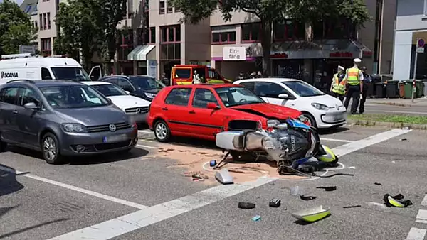 Accident grav in coloana de politisti care-l escorta pe Viktor Orban, in Germania. Un agent a murit