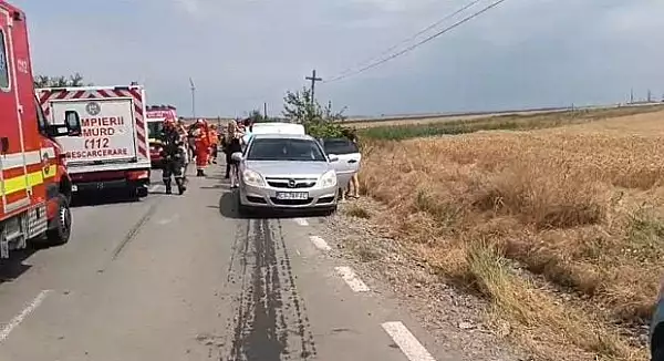 Accident in Constanta intre cinci masini, in care au fost implicate 18 persoane, dintre care zece copii