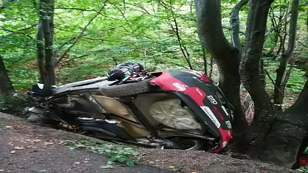 Accident la Transilvania Rally: pilot ranit, dus de urgenta la spital 