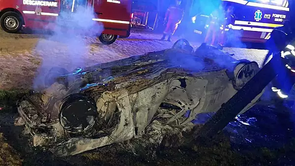 Accident teribil pe o sosea din Banat, un sofer a murit carbonizat in propriul autoturism