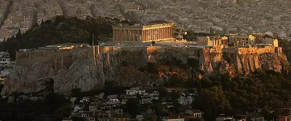 Acropola din Atena se inchide partial din cauza unui nou val de canicula