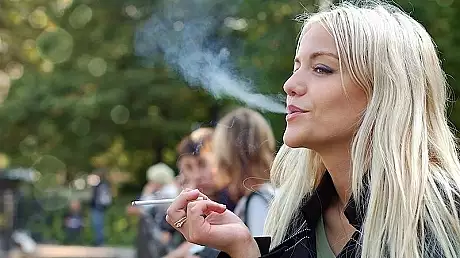 Adevaratul motiv pentru care fumatorii sunt fericiti dupa ce fumeaza o tigara. Ce se stia era gresit