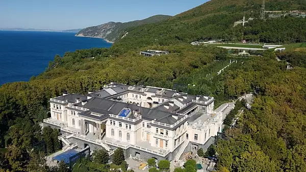 Adevarul despre palatul de la Marea Neagra s-a aflat. Al cui e, de fapt. Putin nu are nicio legatura