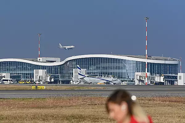 Aeroportul Otopeni: Pista 2 si caile de rulare, modernizate si gata de operatiuni