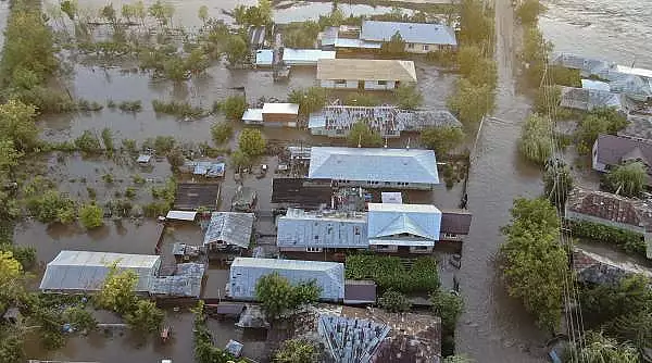 Ajutor de 10 miliarde de euro pentru tarile lovite de inundatii. Anuntul Ursulei von der Leyen