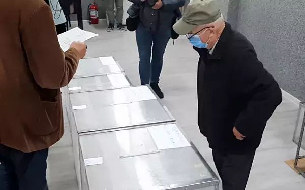 Alegeri locale 2020 in Prahova. Prezenta la vot cu doua ore inainte de inchiderea urnelor