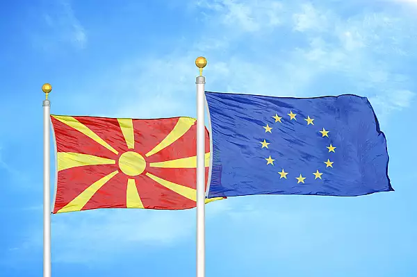 Alegeri prezidentiale in Macedonia de Nord in care miza e de fapt aderarea la UE, blocata de Bulgaria