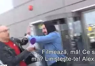 Alex Dobrescu l-a agresat pe reporterul Xtra Night Show. Fostul iubit al Cristinei Cioran si-a iesit din minti / VIDEO
