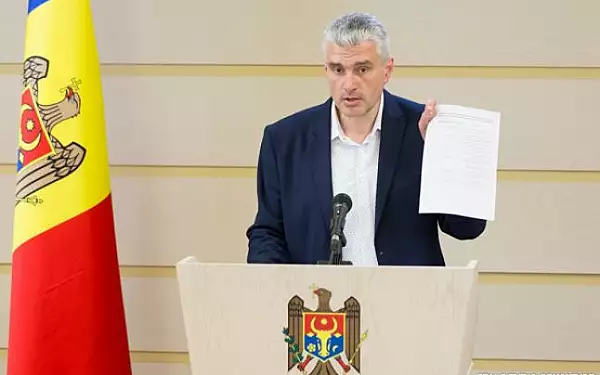 Alexandru Slusari: Declaratia propusa de PAS nu are nicio valoare juridica