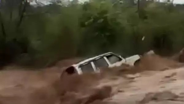 alunecari-de-teren-si-ploi-devastatoare-in-indonezia-imagini-apocaliptice.webp