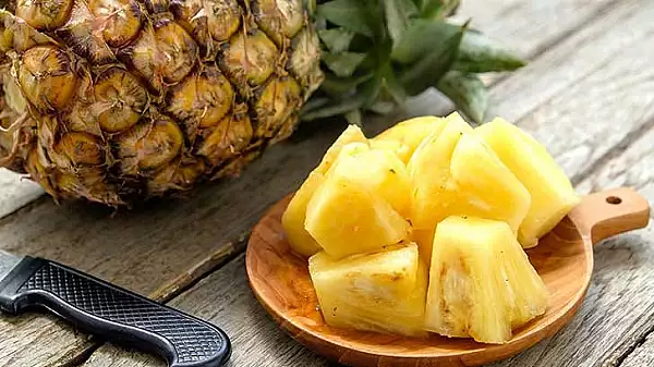 Ananasul e fructul minune pentru sanatate, potrivit specialistilor. Cum te poate ajuta in ameliorarea simptomelor anumitor afectiuni