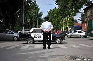 Angajat al Ambasadei Rusiei la Chisinau, filmat beat la volan. Reactia halucinanta a oficialilor rusi
