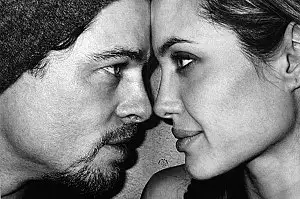 Angelina Jolie si Brad Pitt, mesaje cu subinteles pe Twitter dupa ce vestea divortului a explodat in presa