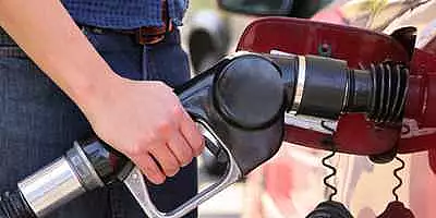 ANRE a majorat din nou preturile pentru benzina si motorina