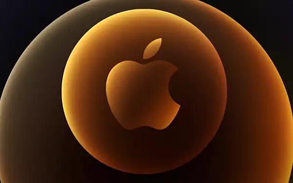 Apple angajeaza specialisti pentru a-si crea propriul motor de cautare