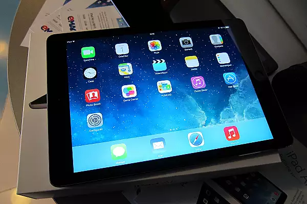Apple si-a lansat noile versiuni ale tabletelor iPad Air si iPad Pro / Care sunt preturile
