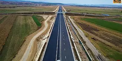 Asociatia Pro Infrastructura, critici dure la adresa sefului CNAIR: "Vom circula in  maxim 2 luni pe 24 km din A10" VIDEO