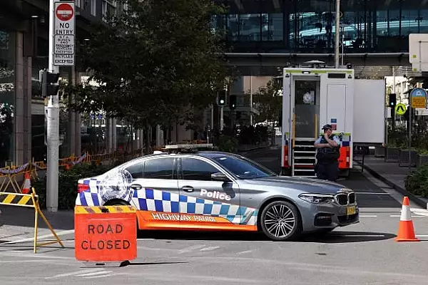Atacatorul cu cutitul de la Sydney avea probleme de sanatate mintala, anunta Politia: ,,Motivul nu a fost ideologic". 5 din cele 6 persoane ucise erau femei