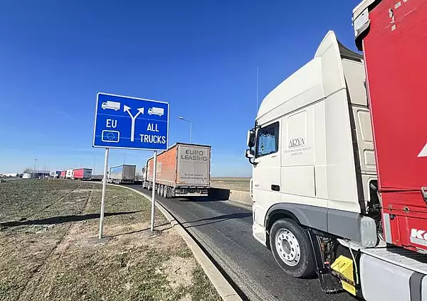 Atentionare de calatorie in Ungaria. Restrictii de circulatie pentru camioanele de mare tonaj 