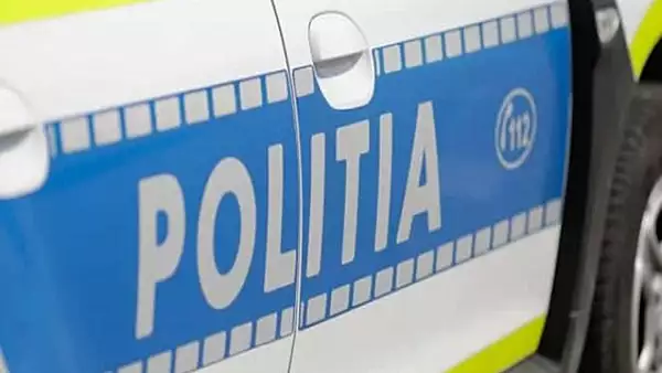 Autospeciala a politiei, implicata intr-un accident in Alba Iulia! O persoana, ranita usor 