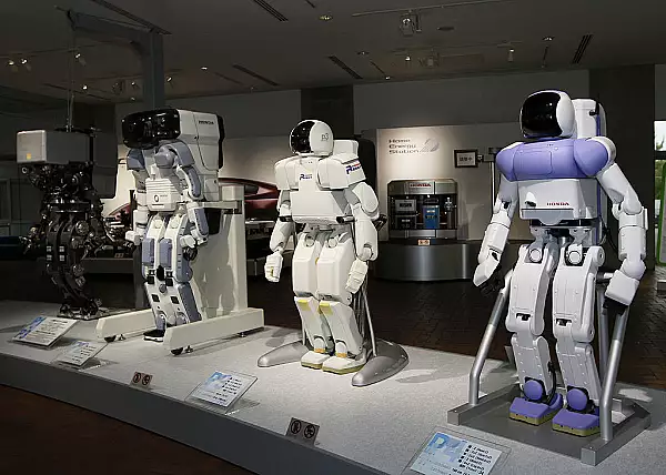 AVERTISMENT: Robotii vor lua locul oamenilor. Ce locuri de munca ar putea sa DISPARA in urmatorii ani