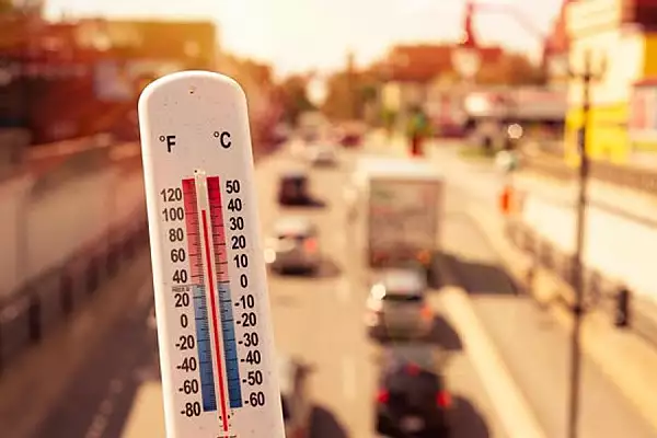 Avertizare meteo. Cod portocaliu de canicula in Capitala si 7 judete. In restul tarii este Cod galben