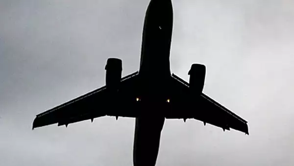 Avion disparut de pe radar, in Indonezia. Aeronava s-ar fi PRABUSIT