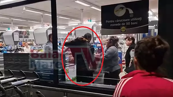 Barbat, prins in timp ce incerca sa fure cafea si ciocolata dintr-un supermarket din Maramures. Angajatii l-au imobilizat pana la venirea politiei