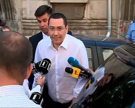 Baroul Bucuresti a amanat, din nou, decizia in cazul lui Victor Ponta