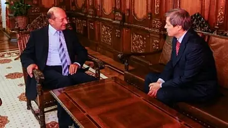 Basescu: Ciolos este un om onest, care face tot ce poate, dar care rateaza in fiecare zi