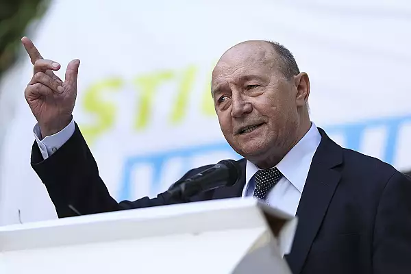 Basescu: ,,Daca Romania nu a cerut niciodata functia asta la NATO, in numele cui s-a dus Geoana acolo?!"