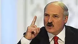 BELARUS: Mii de oameni protesteaza fata de realegerea lui Aleksandr Lukasenko. Fortele de ordine au intervenit cu tunuri de apa