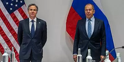 Blinken l-a avertizat pe Lavrov cu privire la ,,un raspuns transatlantic hotarat, masiv si unit" la agresiunea Rusiei