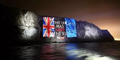 Brexit pe ultima suta de metri: Johnson forteaza presiunea ,,no deal" impotriva Europei