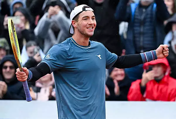Castigatorul finalei turneului ATP Munchen - Primul titlu al carierei la 33 de ani