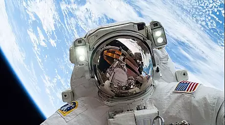 Cat rezista un om in spatiul cosmic fara costum de astronaut