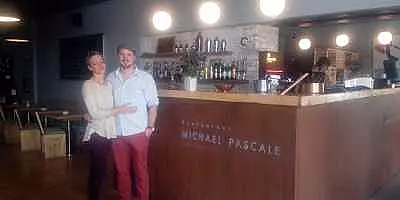 Ce-a facut chef Michael Pascale cu cei 50.000 de euro castigati, acum un an, la concursul de gatit Hell's Kitchen