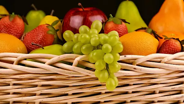 ce-fructe-contin-cel-mai-putin-zahar-consumul-lor-reduce-aparitia-unor-boli-de-inima-sau-diabet.webp