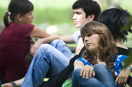 Ce sunt fortati sa faca adolescentii americani, pentru mancare. Nimeni nu vorbeste despre asta!