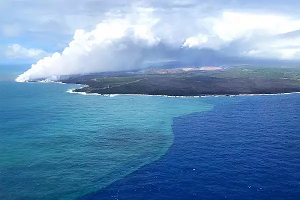 Cel mai vechi ocean din lume este, de asemenea, cel mai mare si cel mai adanc