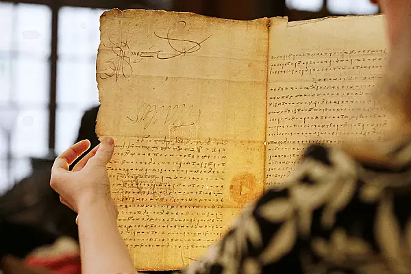 Cercetatorii au descifrat, dupa 475 de ani, codul secret cu care regele Spaniei isi scria epistolele
