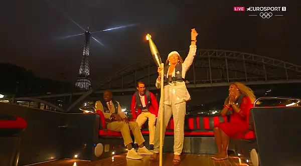 Ceremonia de deschidere a Jocurilor Olimpice. Nadia Comaneci, aleasa sa poarte flacara olimpica VIDEO