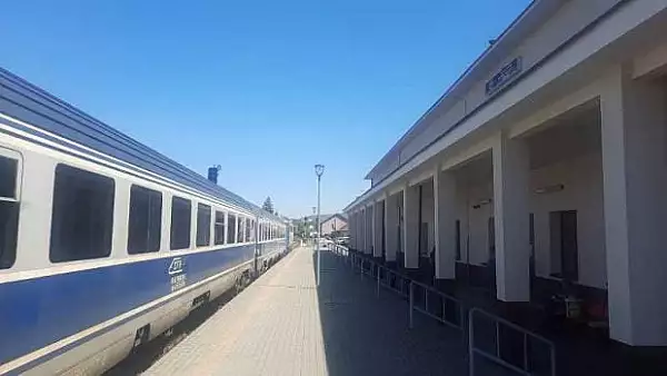 CFR Calatori anuleaza mai multe trenuri in weekenduri pe raza Regionalei Brasov. Rutele afectate de aceasta masura