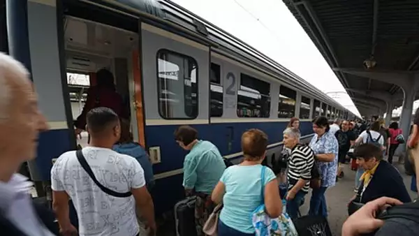 CFR schimba regulile calatoriilor cu trenul, incepand de azi.  Apar biletele metropolitane