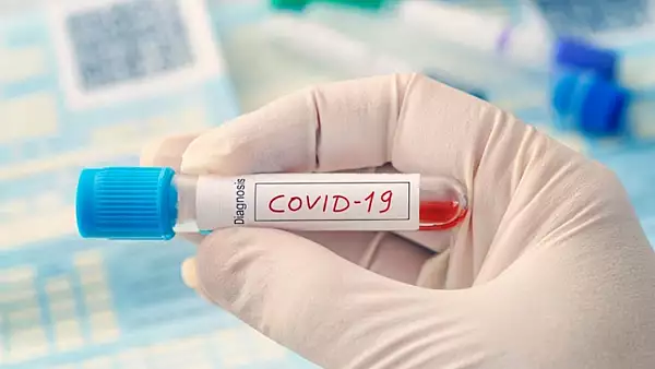 Cifre ingrijoratoare: Al treilea record consecutiv de cazuri COVID-19, in Italia