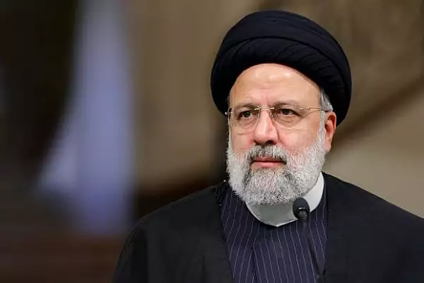 cine-este-ebrahim-raisi-considerat-de-multi-experti-drept-principalul-succesor-al-liderului-suprem-iranian-ali-khamenei.webp